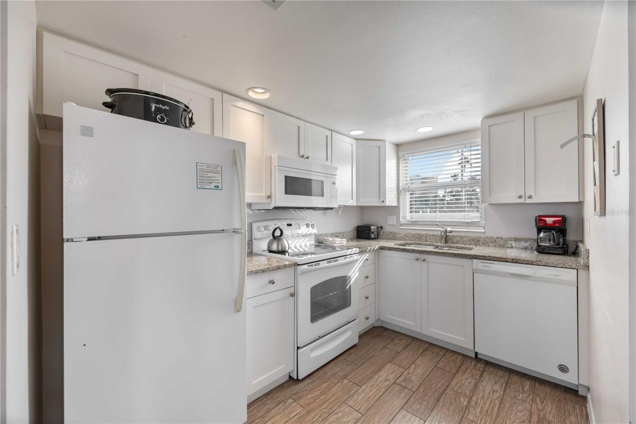 6150 Midnight Pass Road, Unit 10 A&, Sarasota, FL 34242 Photo