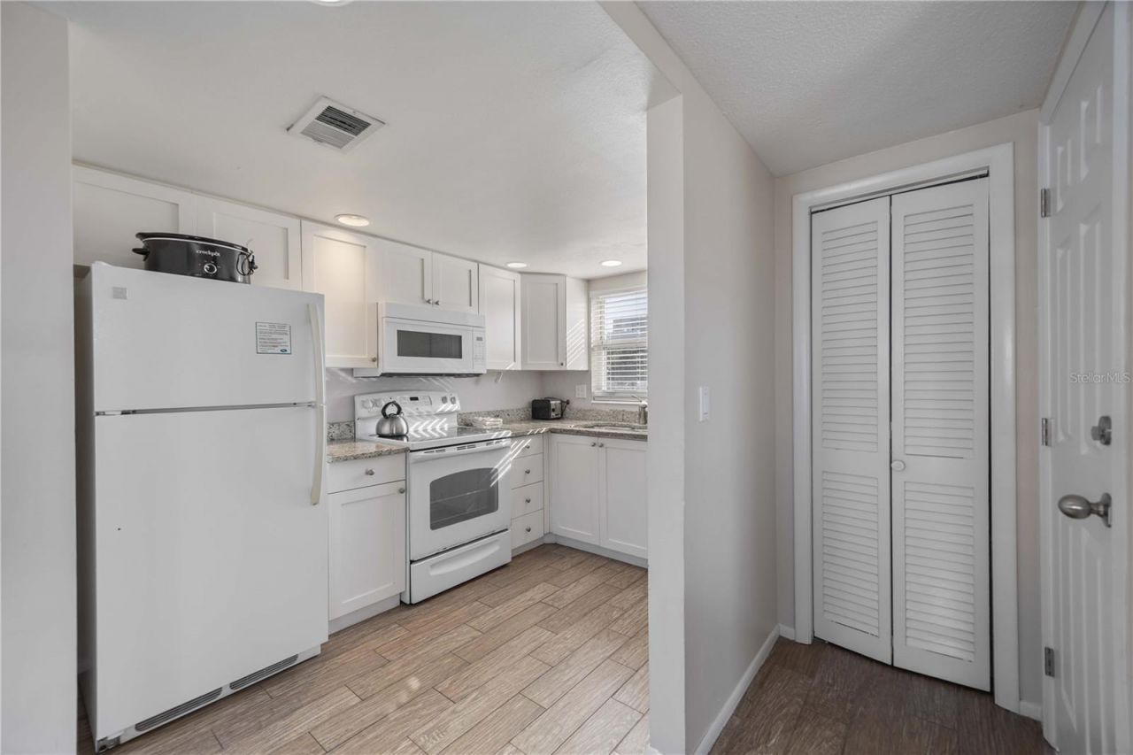 6150 Midnight Pass Road, Unit 10 A&, Sarasota, FL 34242 Photo