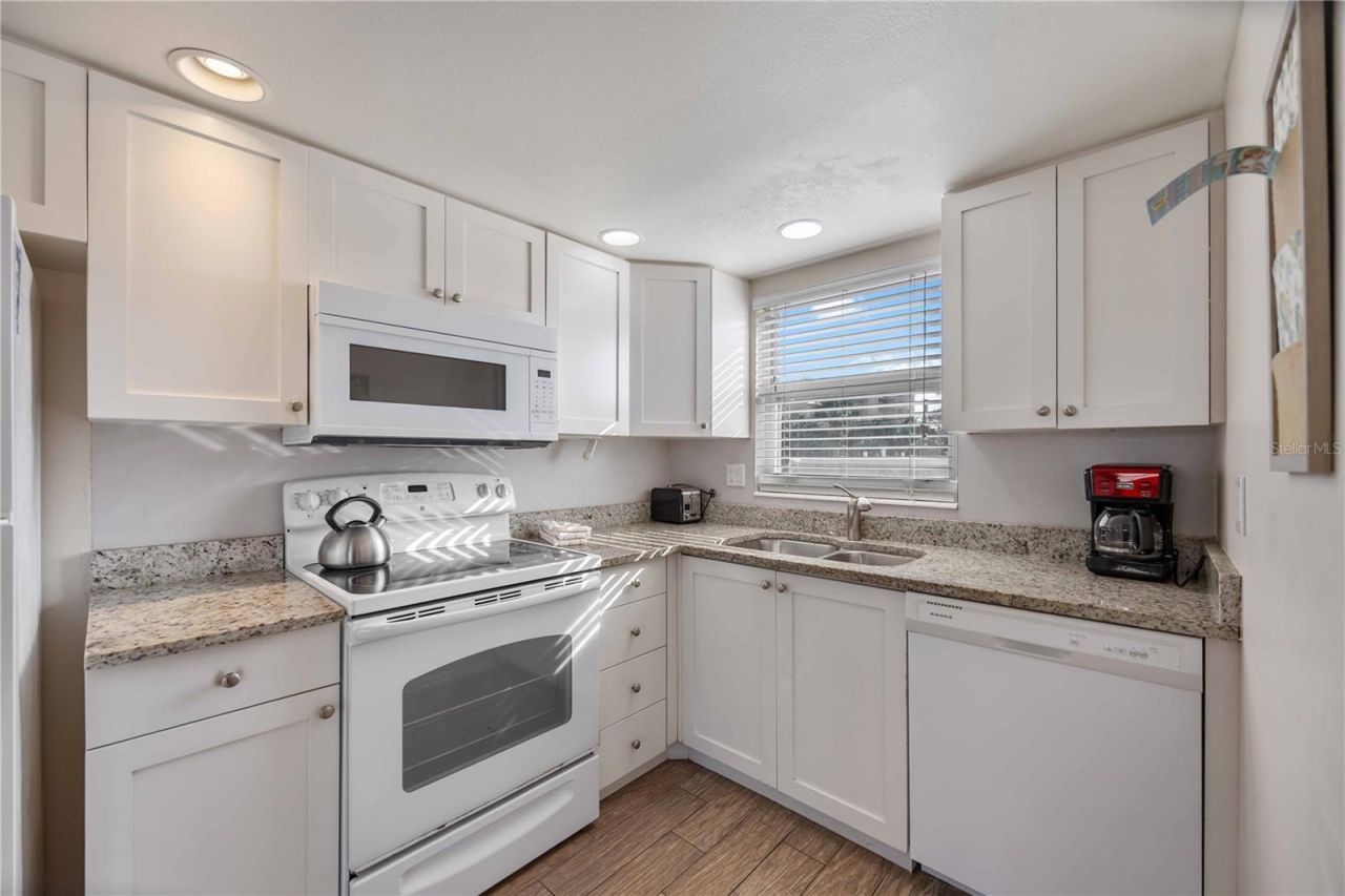 6150 Midnight Pass Road, Unit 10 A&, Sarasota, FL 34242 Photo