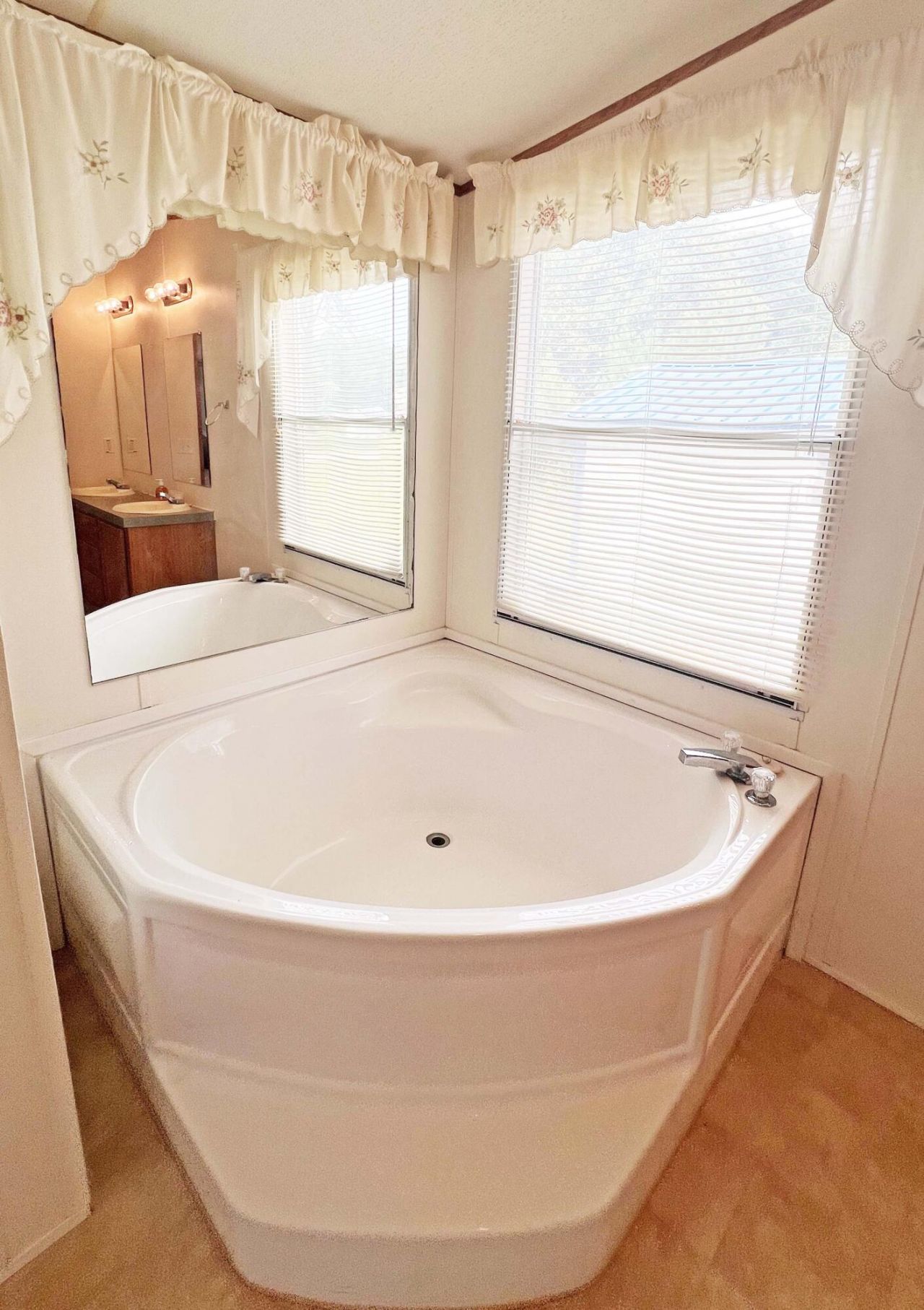 1156 W A. Gamble Road Photo 36