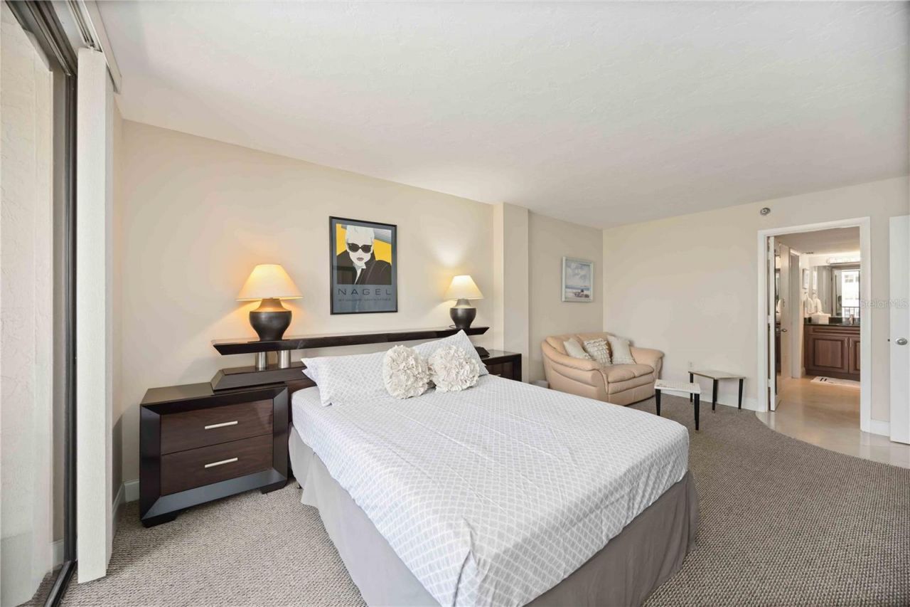 11 Sunset Drive, Unit 505, Sarasota, FL 34236 Photo