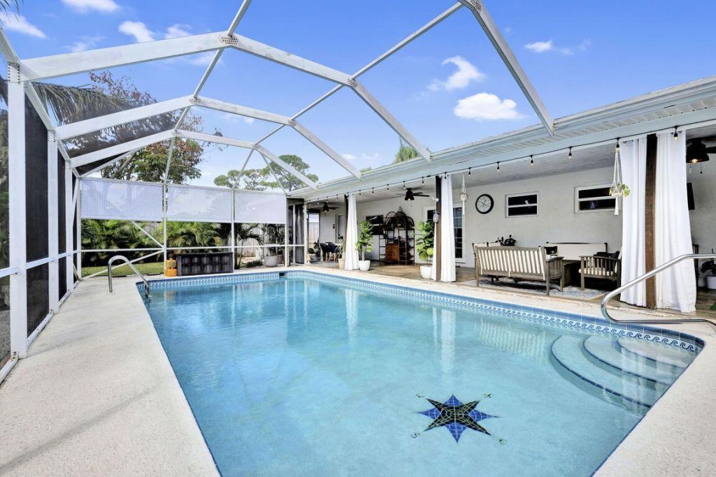 1104 NW 12th Terrace, Stuart, FL 34994 Photo