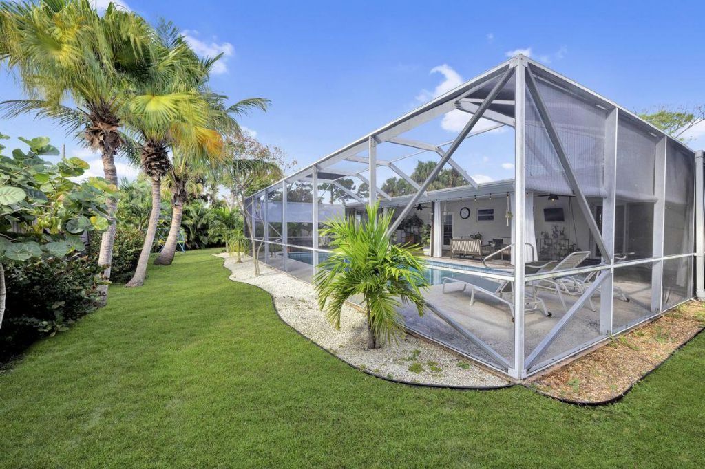 1104 NW 12th Terrace, Stuart, FL 34994 Photo