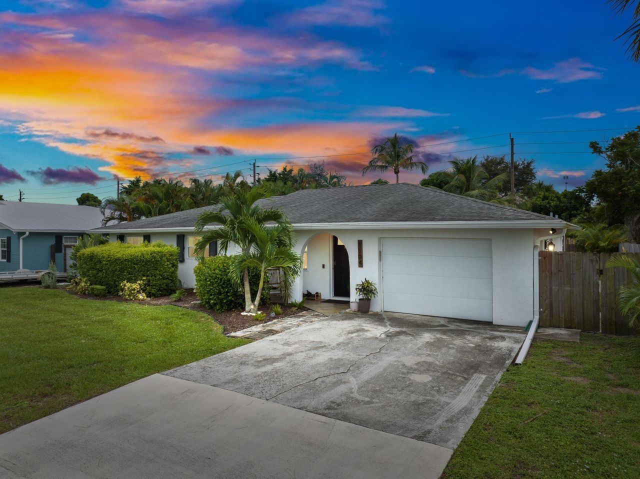 1104 NW 12th Terrace, Stuart, FL 34994 Photo