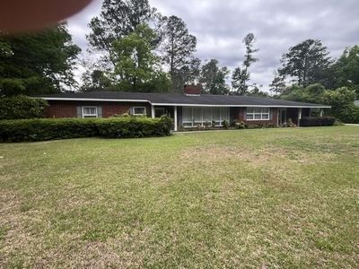 201 Overhill Drive, Walterboro, SC 29488
