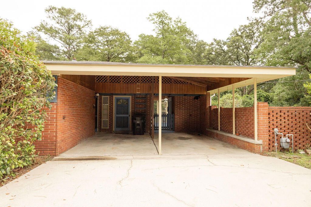 201 Overhill Drive Photo 30