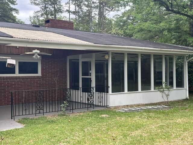 201 Overhill Drive Photo 4