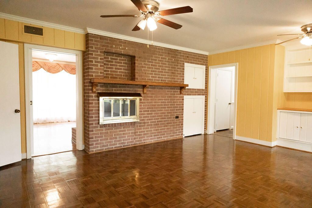 201 Overhill Drive Photo 7