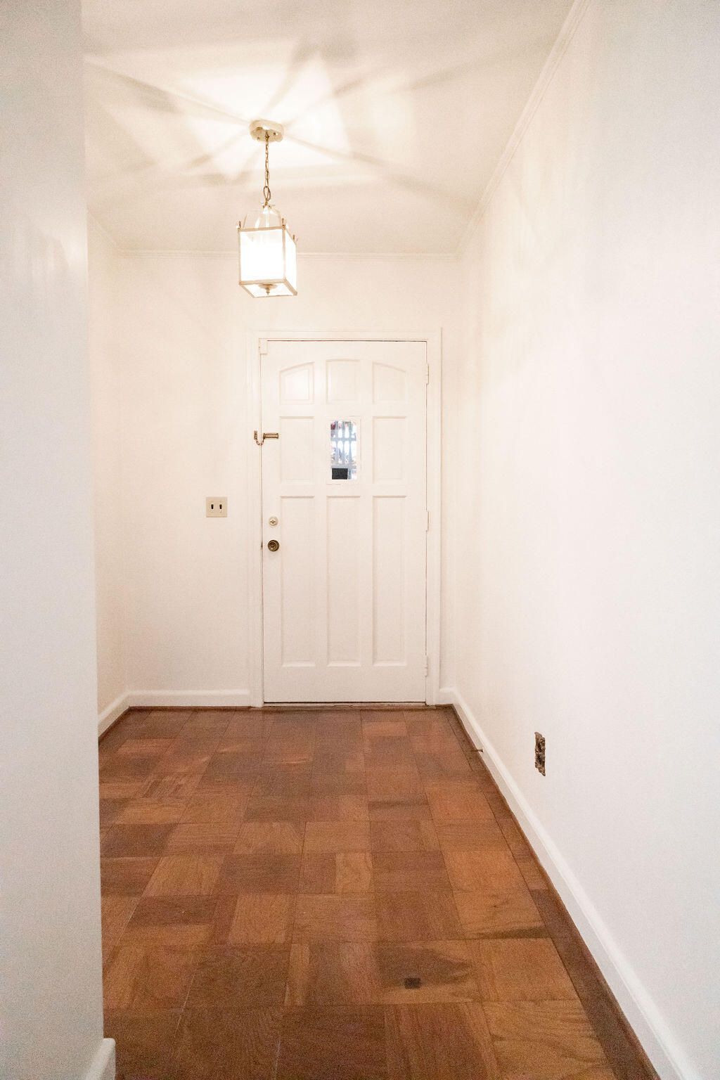 201 Overhill Drive Photo 9