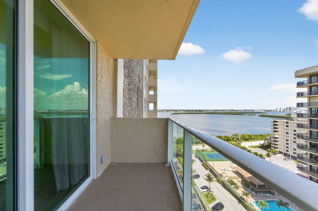 5440 N Ocean Drive, Unit 1404, Singer Island, FL 33404 Photo