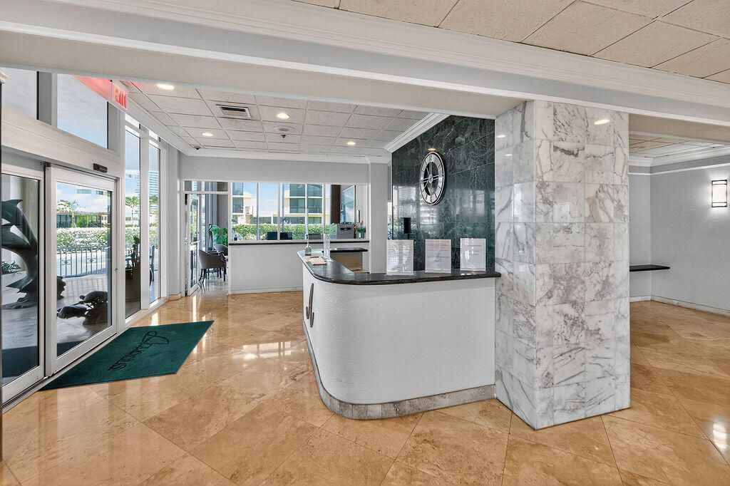 5440 N Ocean Drive, Unit 1404, Singer Island, FL 33404 Photo