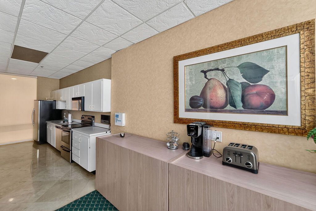 5440 N Ocean Drive, Unit 1404, Singer Island, FL 33404 Photo