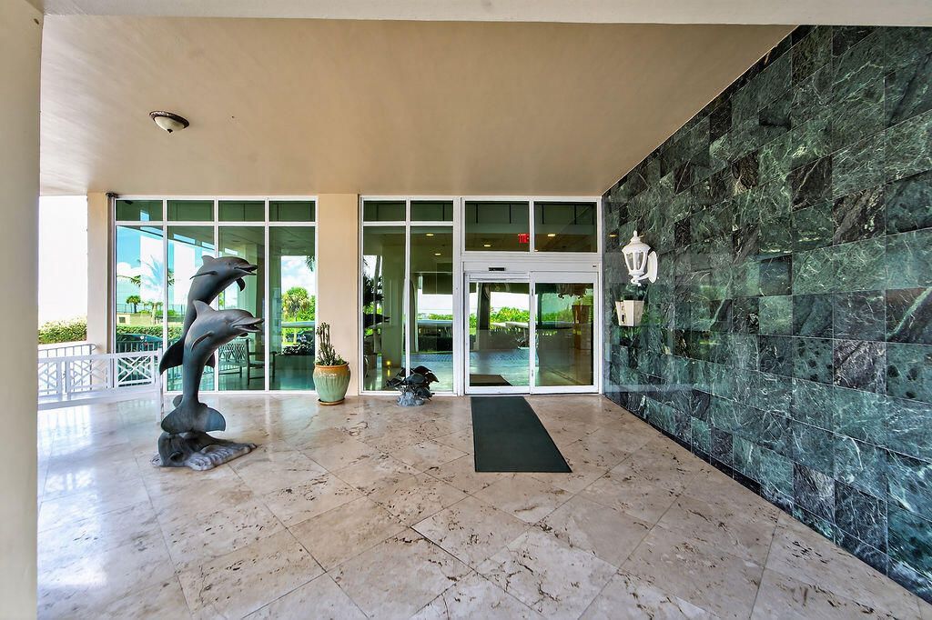 5440 N Ocean Drive, Unit 1404, Singer Island, FL 33404 Photo