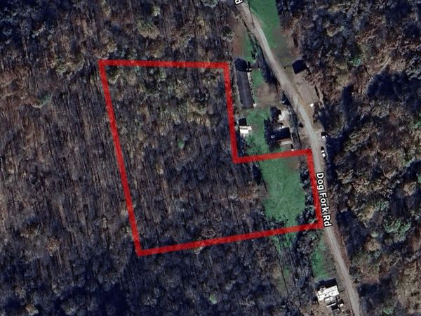 234 Tower Rd, Chapmanville, WV 25508