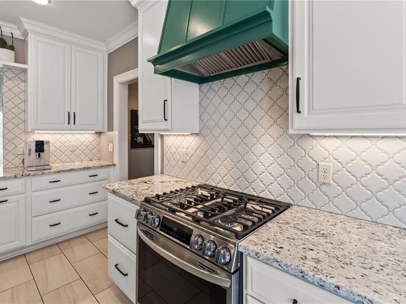 1550 Creekwood Drive, Troy, OH 45373 Photo 24