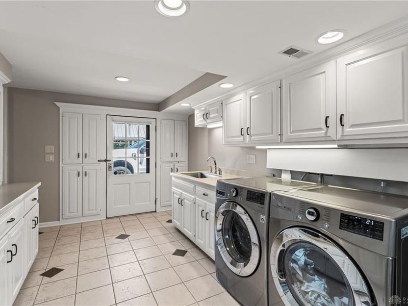 1550 Creekwood Drive, Troy, OH 45373 Photo 45