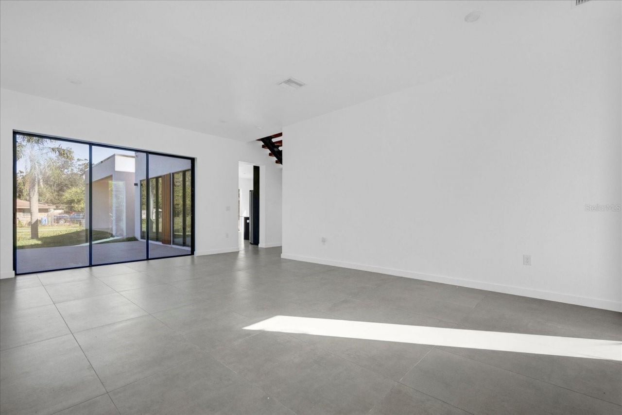 501 Chastain Road, Seffner, FL 33584 Photo