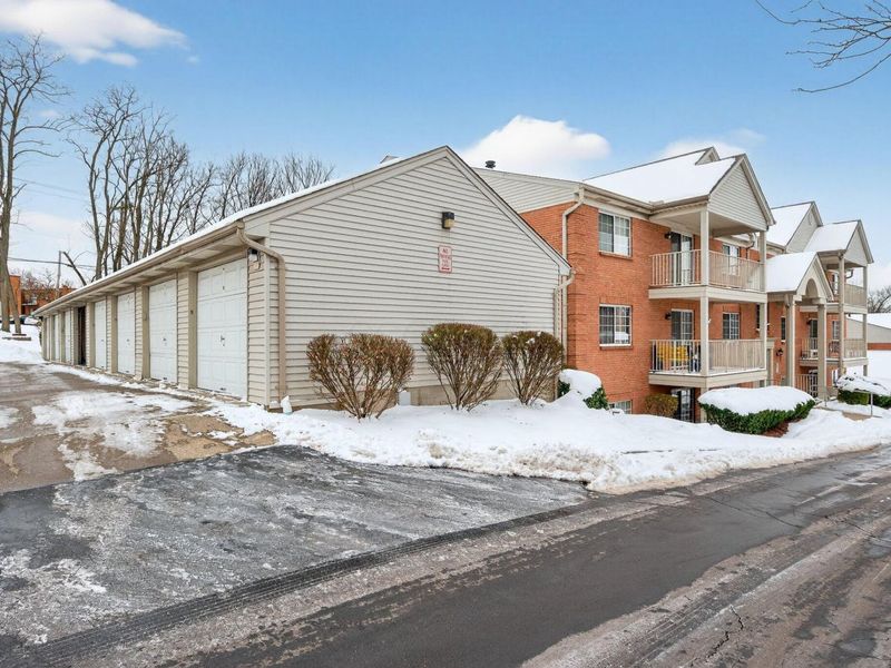 5765 Cheviot Road, Unit 5-2D, Cincinnati, OH 45247 Photo 5