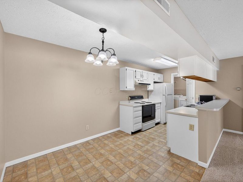 5765 Cheviot Road, Unit 5-2D, Cincinnati, OH 45247 Photo 9