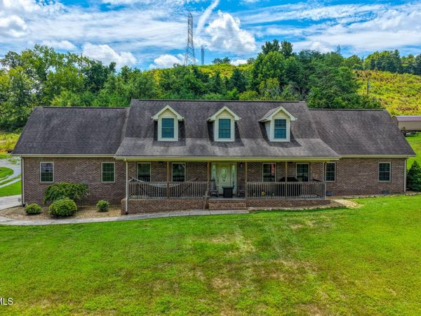293 Lee Valley Road, Whitesburg, TN 37891