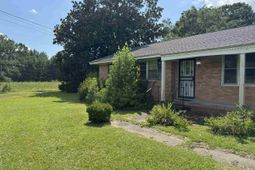 1340 Oswego Highway photo 4