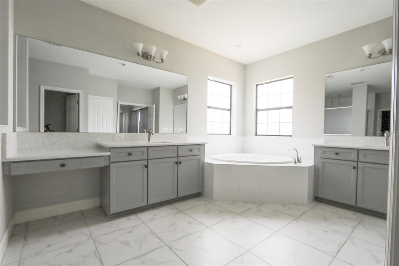 11978 Climbing Fern Avenue, Riverview, FL 33579 Photo