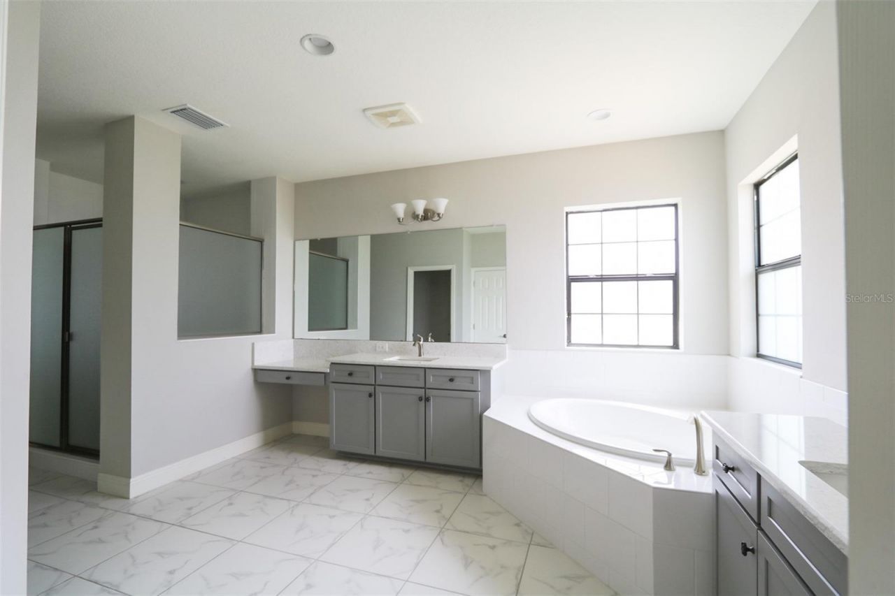 11978 Climbing Fern Avenue, Riverview, FL 33579 Photo