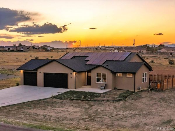 1879 E Jerrian Lane, Pueblo, CO 81007