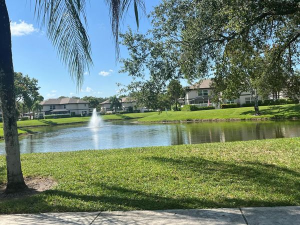 7 Amherst Court, Unit Apt A, Royal Palm Beach, FL 33411