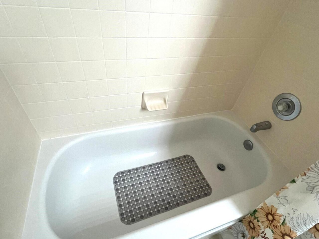 7 Amherst Court, Unit Apt A, Royal Palm Beach, FL 33411 Photo