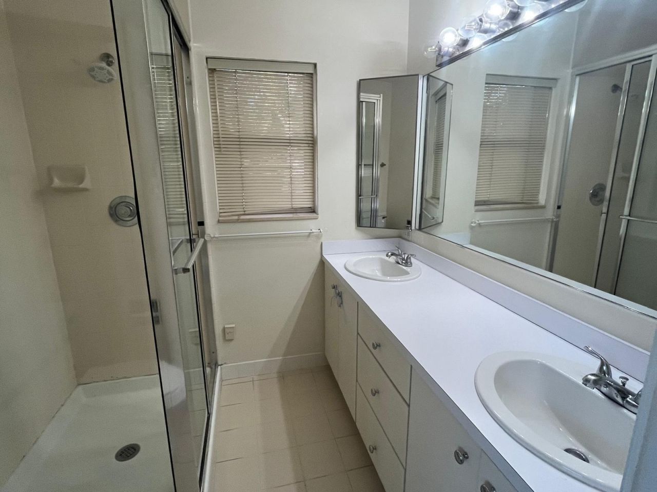 7 Amherst Court, Unit Apt A, Royal Palm Beach, FL 33411 Photo