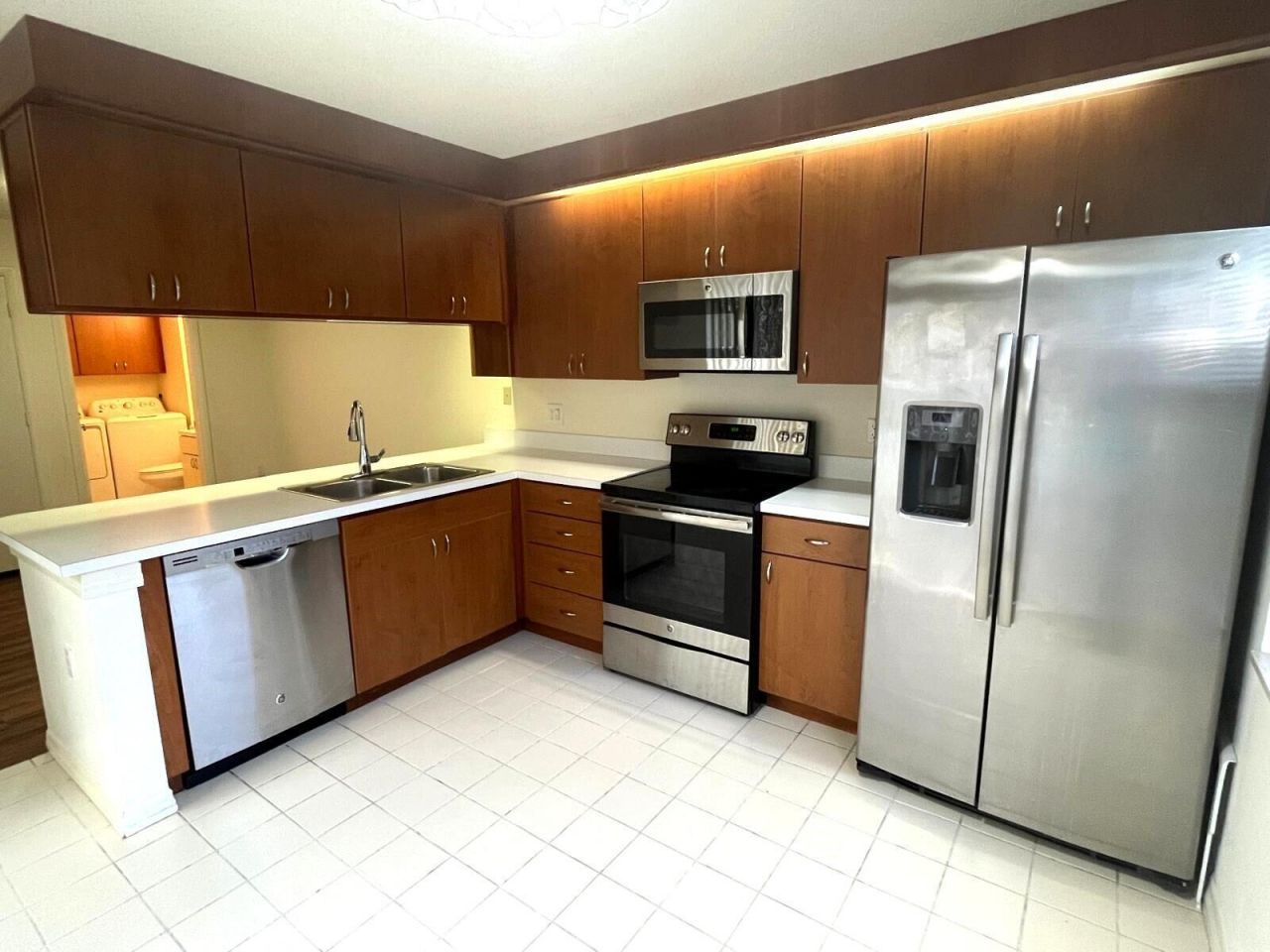 7 Amherst Court, Unit Apt A, Royal Palm Beach, FL 33411 Photo