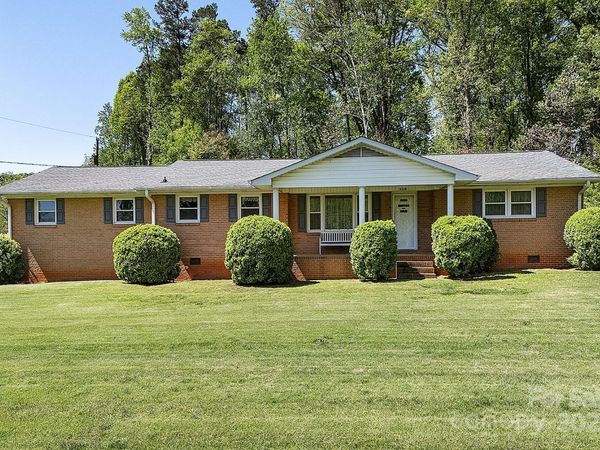 2218 Woodcrest Drive, Kannapolis, NC 28081