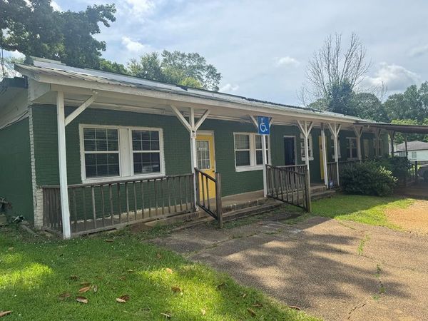 415 Mccomb Street, McComb, MS 39648