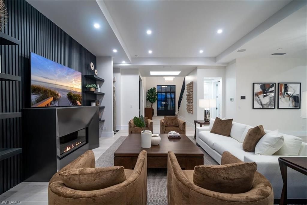 1645 Bonita Ct, Naples, FL 34102 Photo