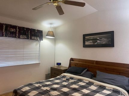 7566 Sunmore Ln, Sacramento, CA 95828 Photo