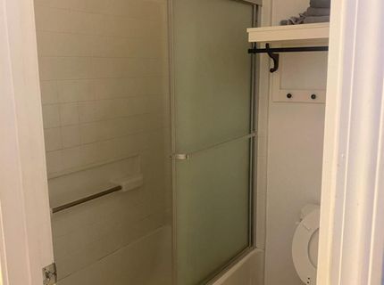 7566 Sunmore Ln, Sacramento, CA 95828 Photo