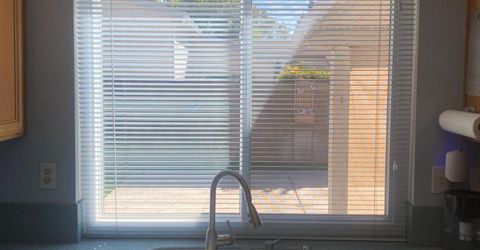 7566 Sunmore Ln, Sacramento, CA 95828 Photo