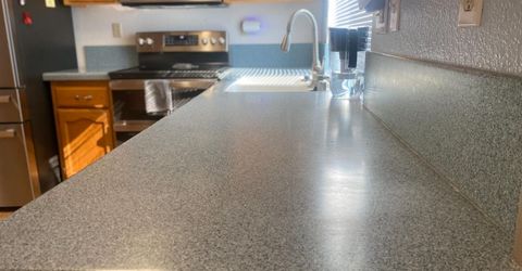 7566 Sunmore Ln, Sacramento, CA 95828 Photo