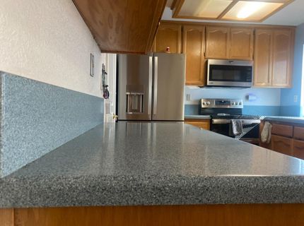 7566 Sunmore Ln, Sacramento, CA 95828 Photo