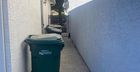 7566 Sunmore Ln, Sacramento, CA 95828 Photo