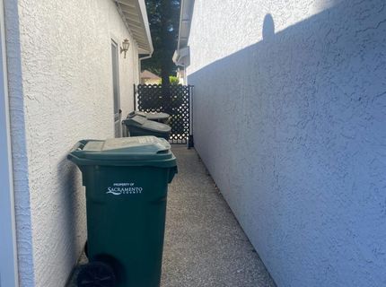 7566 Sunmore Ln, Sacramento, CA 95828 Photo