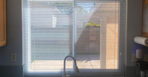 7566 Sunmore Ln, Sacramento, CA 95828 Photo