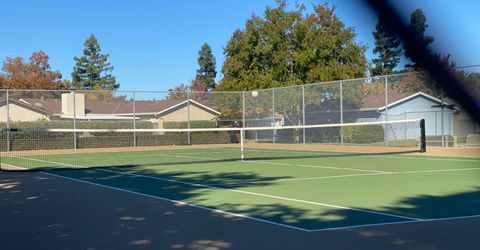 7566 Sunmore Ln, Sacramento, CA 95828 Photo