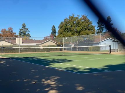 7566 Sunmore Ln, Sacramento, CA 95828 Photo