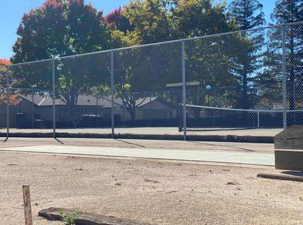 7566 Sunmore Ln, Sacramento, CA 95828 Photo