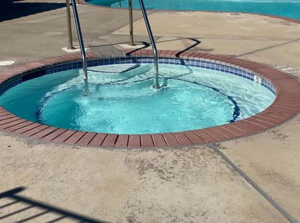 7566 Sunmore Ln, Sacramento, CA 95828 Photo