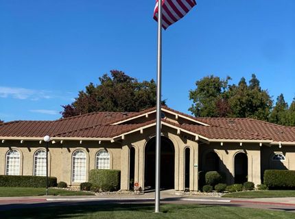 7566 Sunmore Ln, Sacramento, CA 95828 Photo