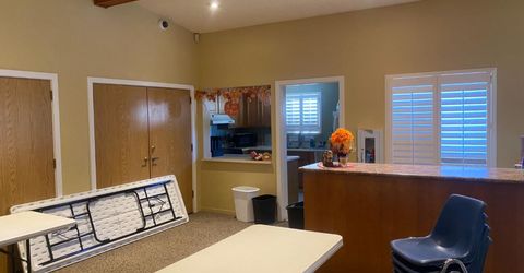 7566 Sunmore Ln, Sacramento, CA 95828 Photo