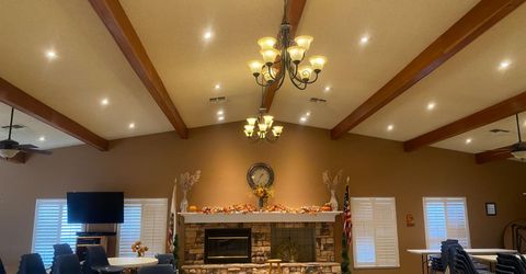 7566 Sunmore Ln, Sacramento, CA 95828 Photo